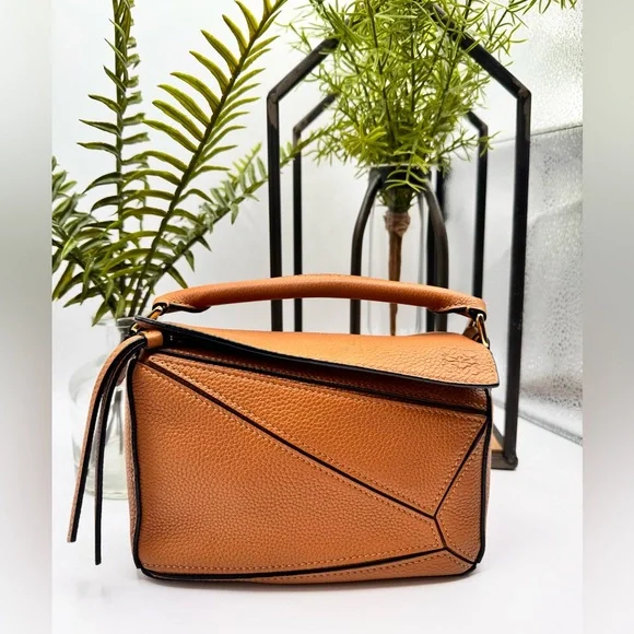 Loewe Calfskin Crossbody Bag/Mini Puzzle Crossbody Bag - Picture 3 of 6